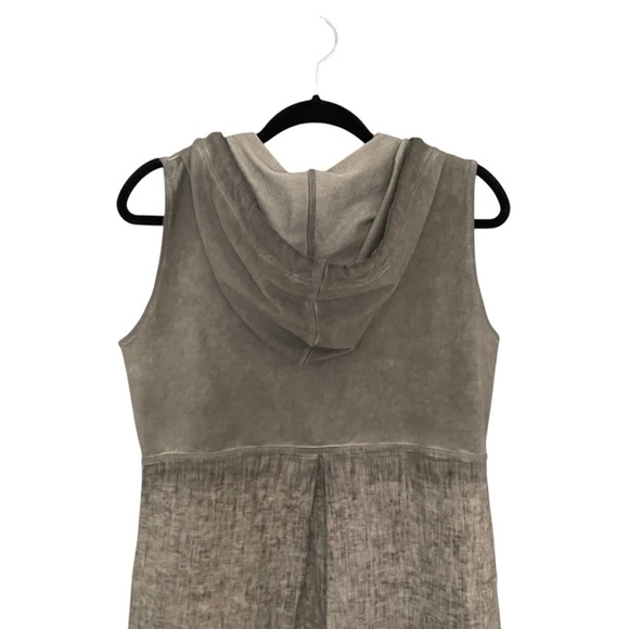 BLUSH No. 9 Linen Sleeveless Hooded Midi Dress
Grey M - Picture 4 of 5